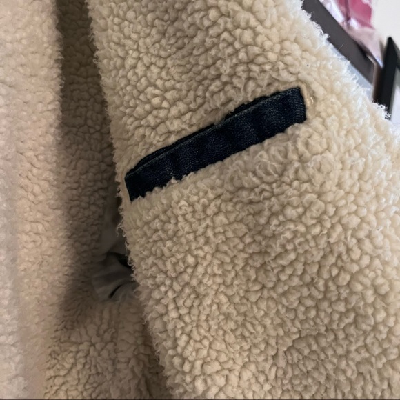 Heavy Jean Jacket with Sherpa Lining - Picture 5 of 6